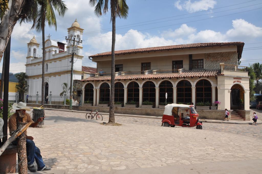 Hotel Plaza Copán Esterno foto